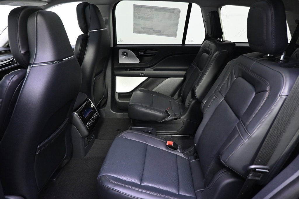 New 2026 Lincoln Aviator Reserve image 21