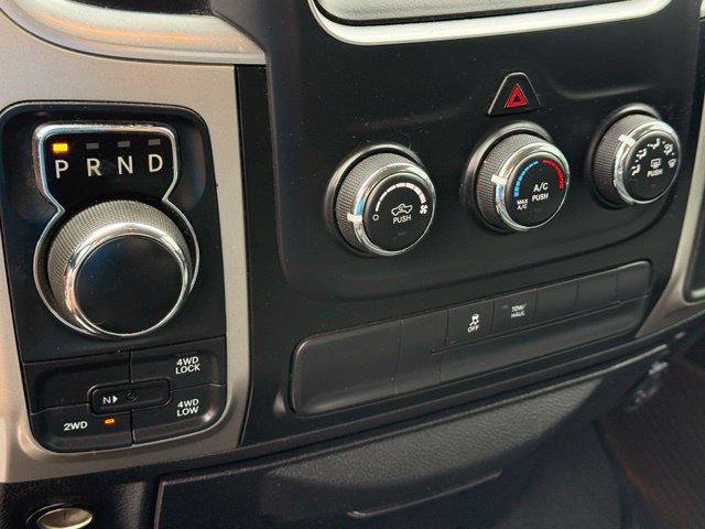 Used 2020 RAM 1500 Classic SLT AWD/4WD image 11