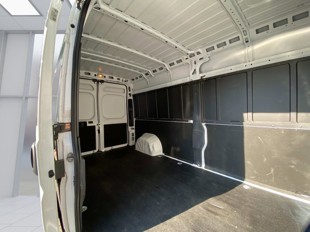 Used 2023 RAM ProMaster 2500 image 13