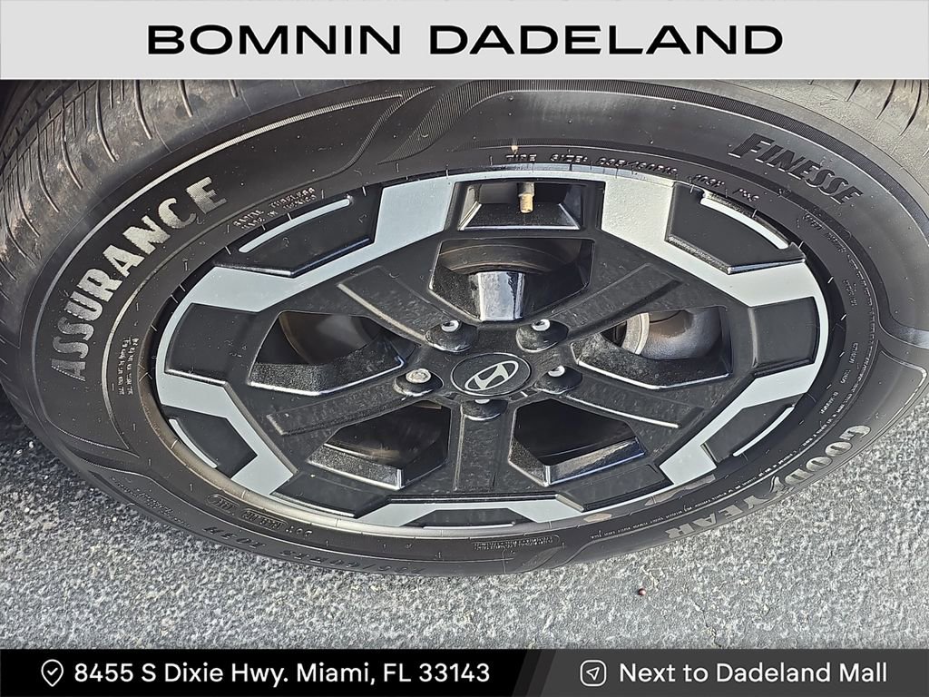 Used 2024 Hyundai Santa Fe SEL image 7