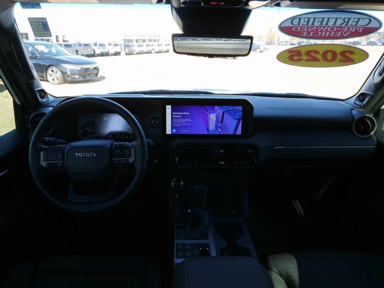 Used 2025 Toyota Land Cruiser image 19