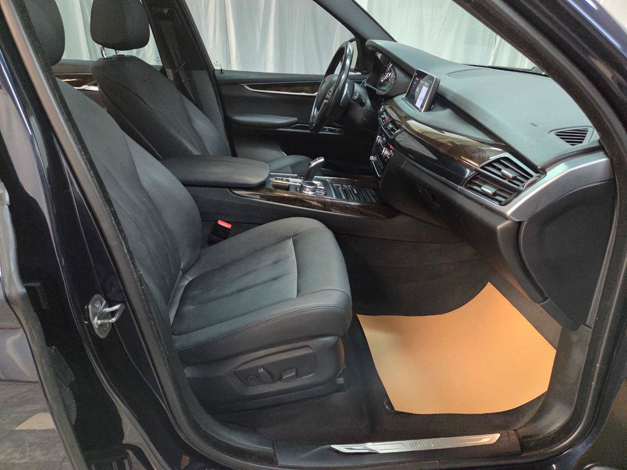 Used 2018 BMW X5 xDrive35i AWD/4WD image 13