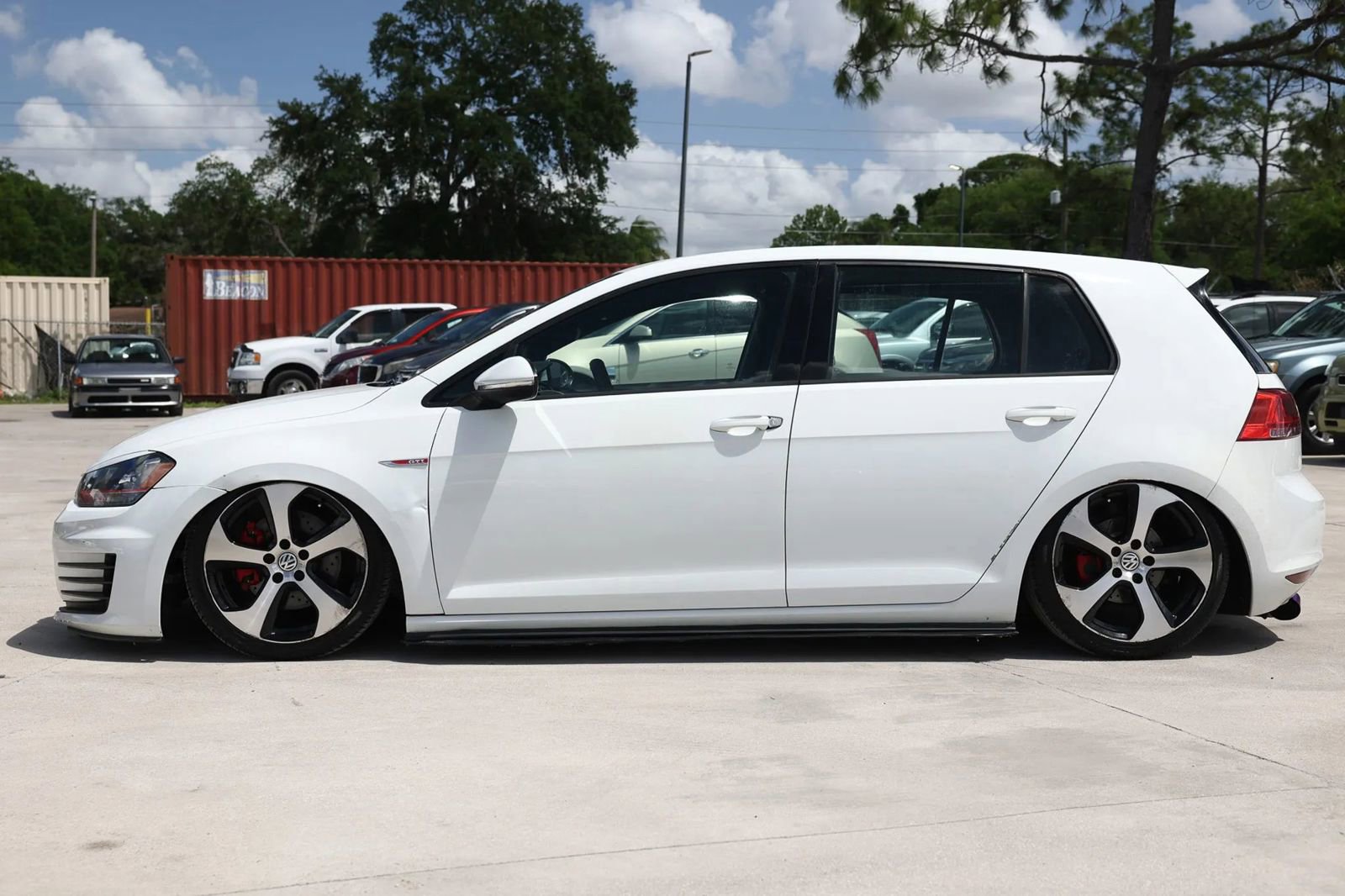 Used 2015 Volkswagen GTI S FWD image 5