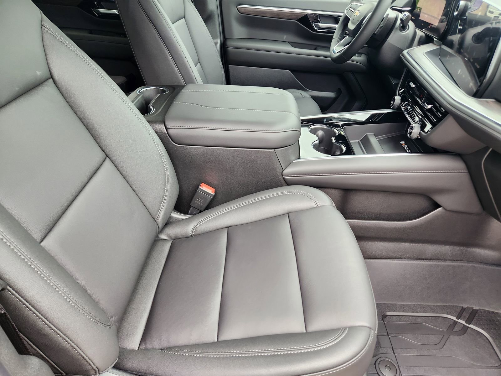 New 2026 Chevrolet Tahoe LT w/ Comfort Package RWD image 14