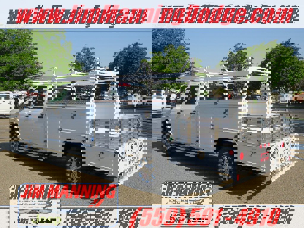 New 2024 RAM 3500 Tradesman w/ Chrome Appearance Group