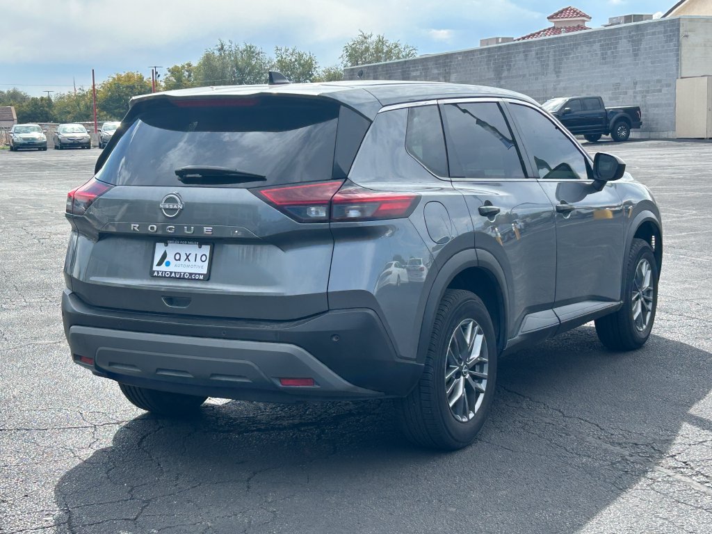 Used 2023 Nissan Rogue S FWD image 3