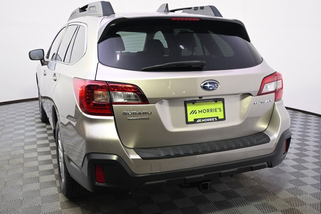 Used 2018 Subaru Outback 2.5i Premium image 4