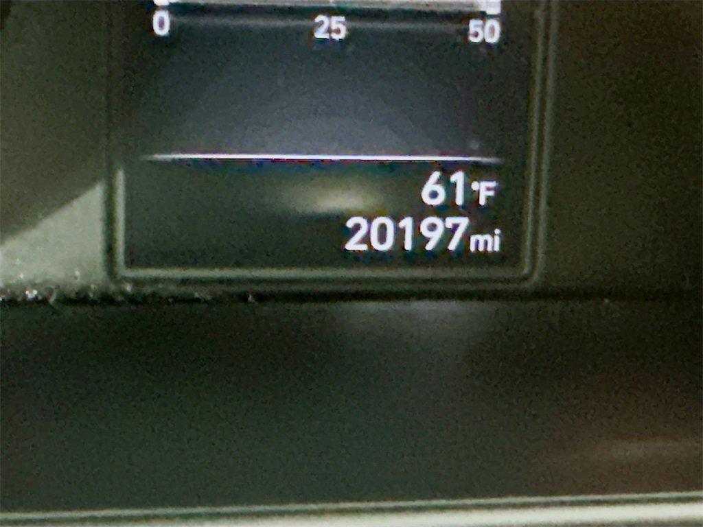 Used 2021 Hyundai Elantra SEL image 15