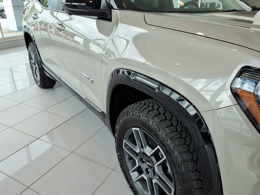 New 2026 GMC Terrain AT4 w/ Convenience Package III AWD/4WD image 19