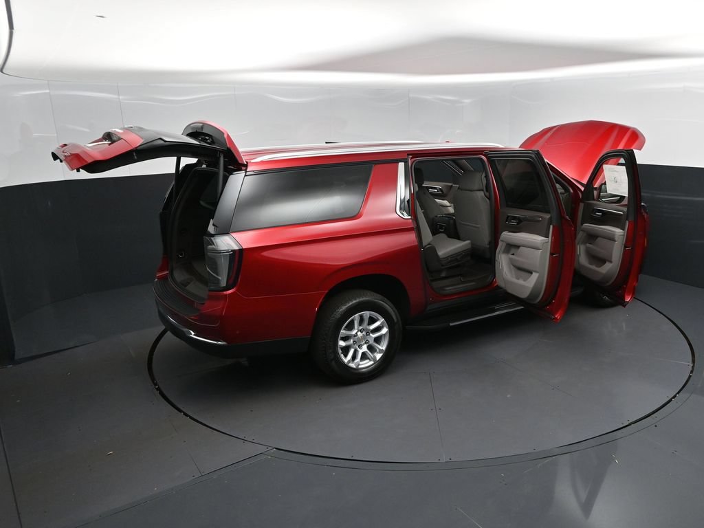 New 2026 Chevrolet Suburban LT w/ Comfort Package RWD image 49
