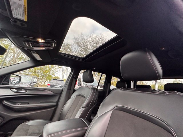 Used 2025 Jeep Grand Cherokee Altitude AWD/4WD image 26