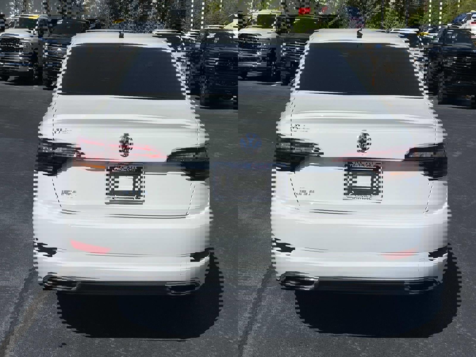 Used 2019 Volkswagen Jetta SEL Premium FWD image 6