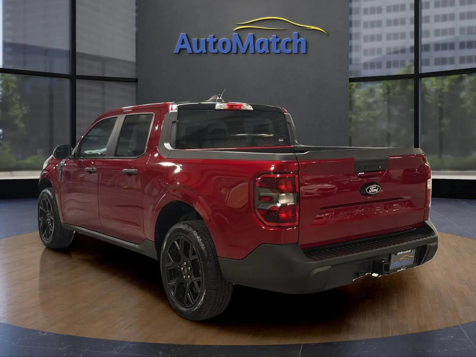 Used 2025 Ford Maverick XLT w/ Equipment Group 301A AWD/4WD image 9