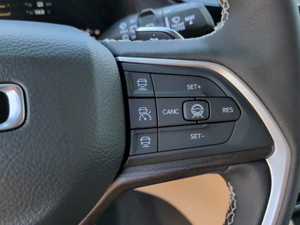 New 2026 Jeep Grand Cherokee L Limited image 18