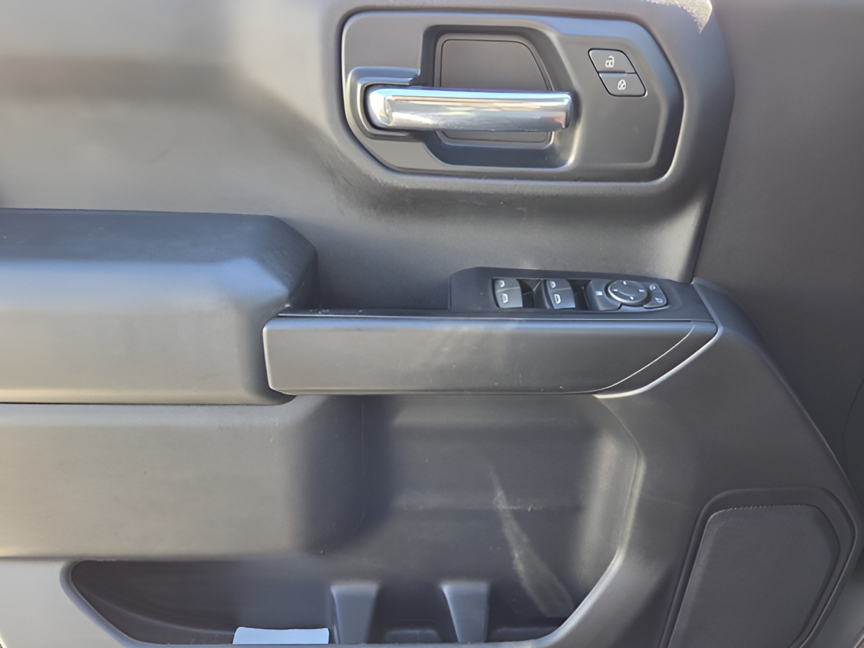 Certified 2020 Chevrolet Silverado 1500 Custom Trail Boss w/ Custom Convenience Package AWD/4WD image 26