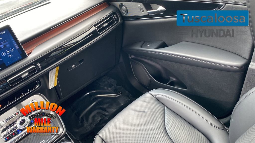 Used 2022 Lincoln Nautilus Reserve w/ Equipment Group 201A image 31