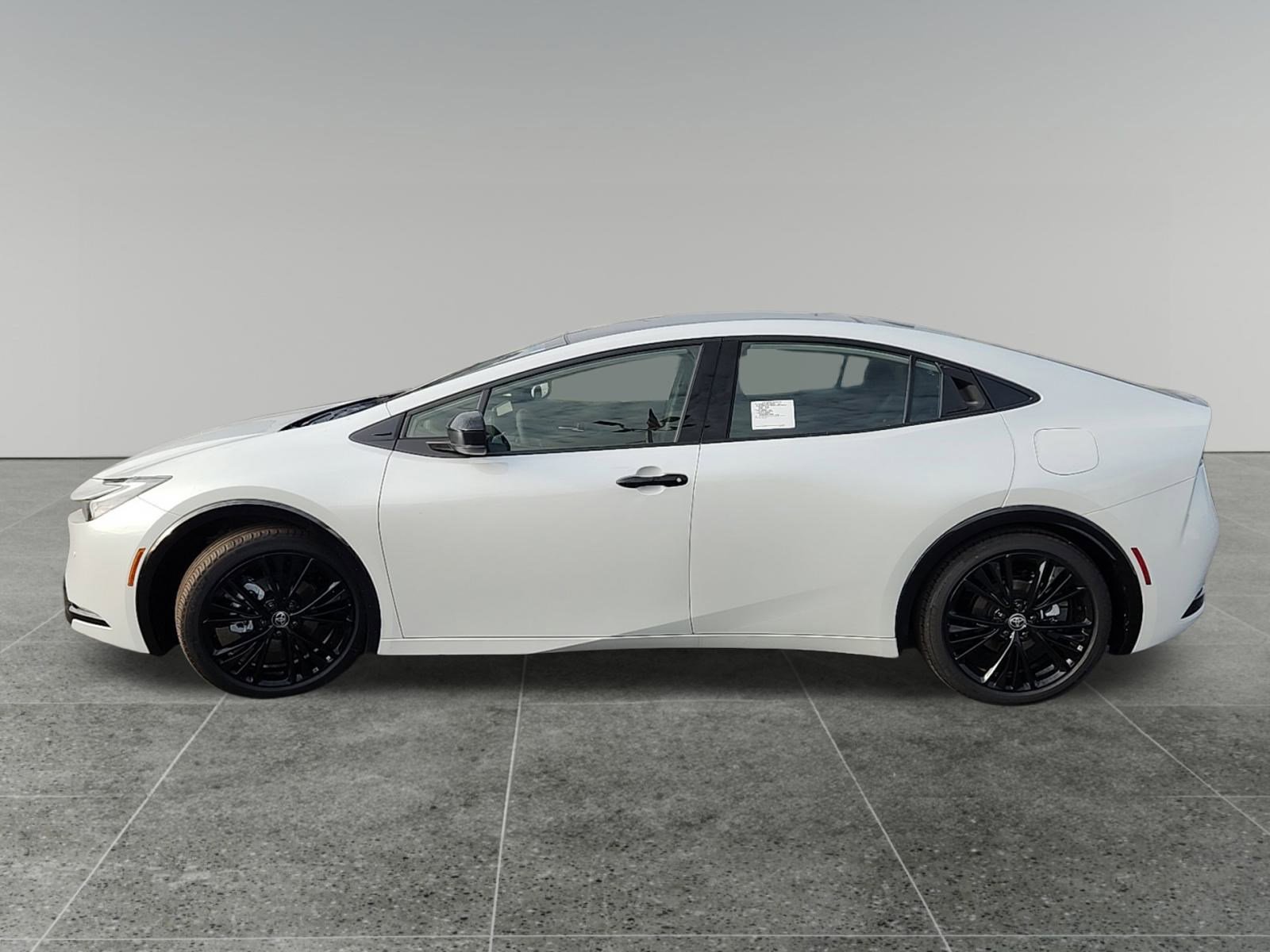 New 2026 Toyota Prius Plug-In Hybrid image 4