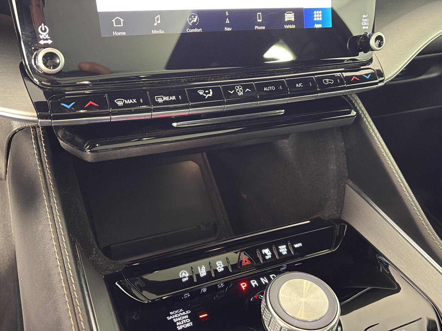 Used 2023 Jeep Wagoneer Series II image 38