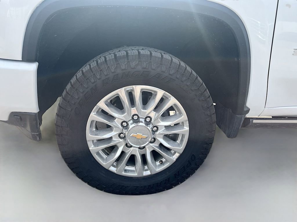 Used 2022 Chevrolet Silverado 3500 High Country w/ Technology Package image 30