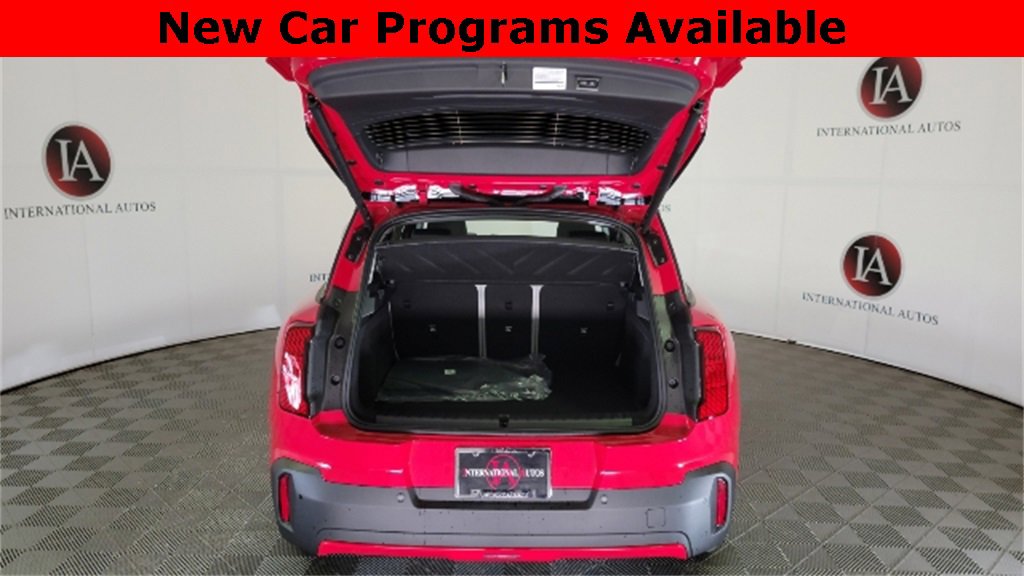 Used 2025 MINI Cooper Countryman S w/ Comfort Package Max image 8