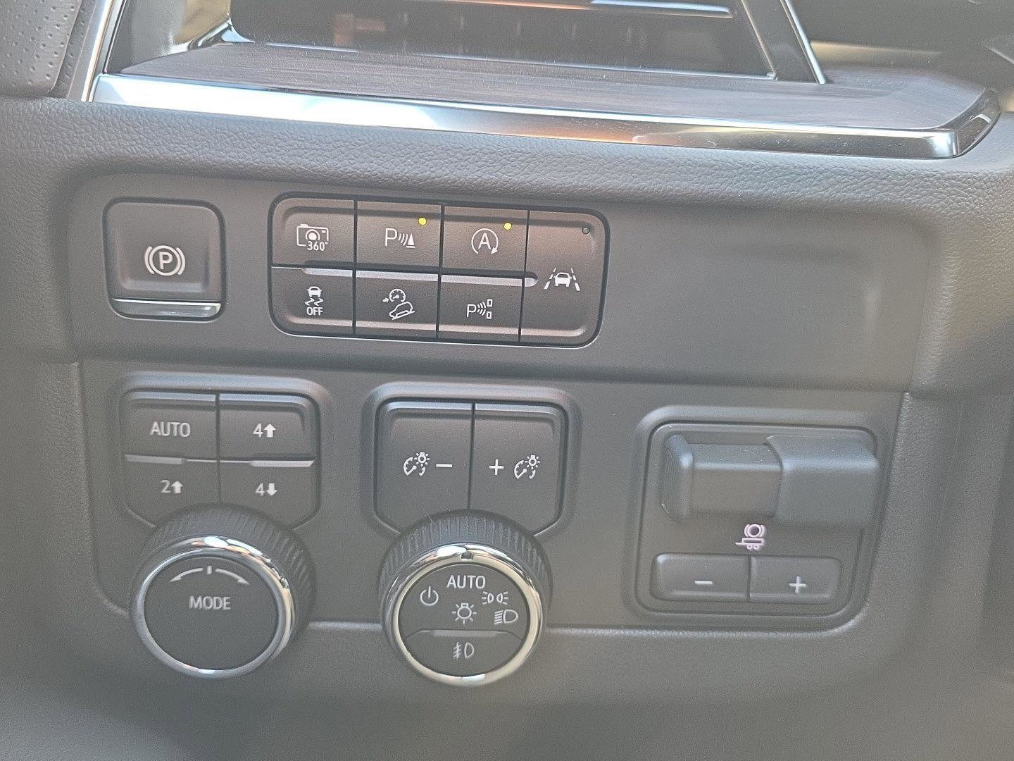 New 2025 Chevrolet Tahoe Premier image 17