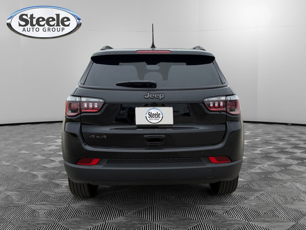 New 2026 Jeep Compass Latitude image 4