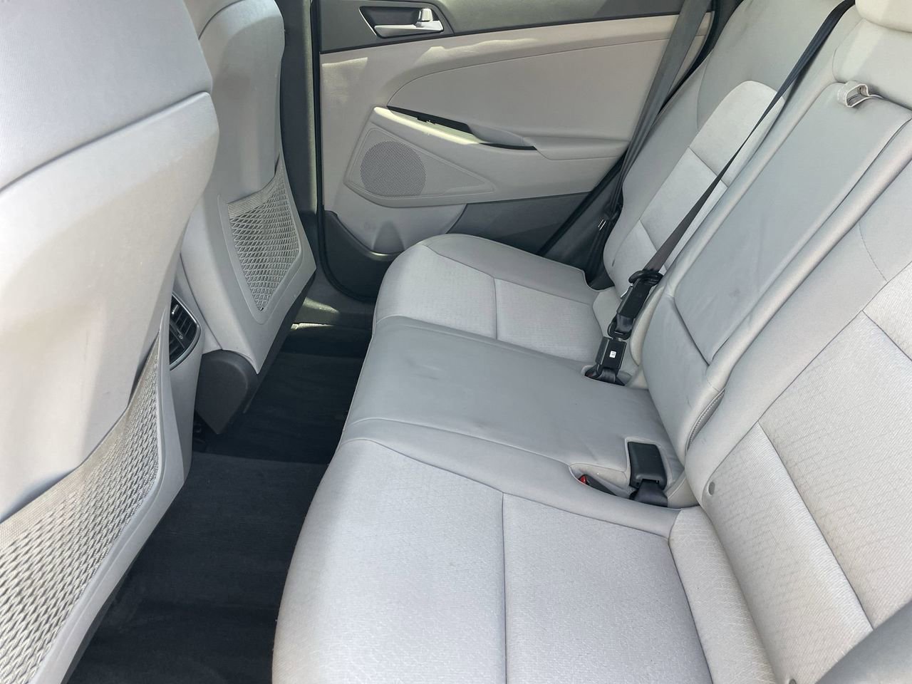 Used 2017 Hyundai Tucson Sport FWD image 16