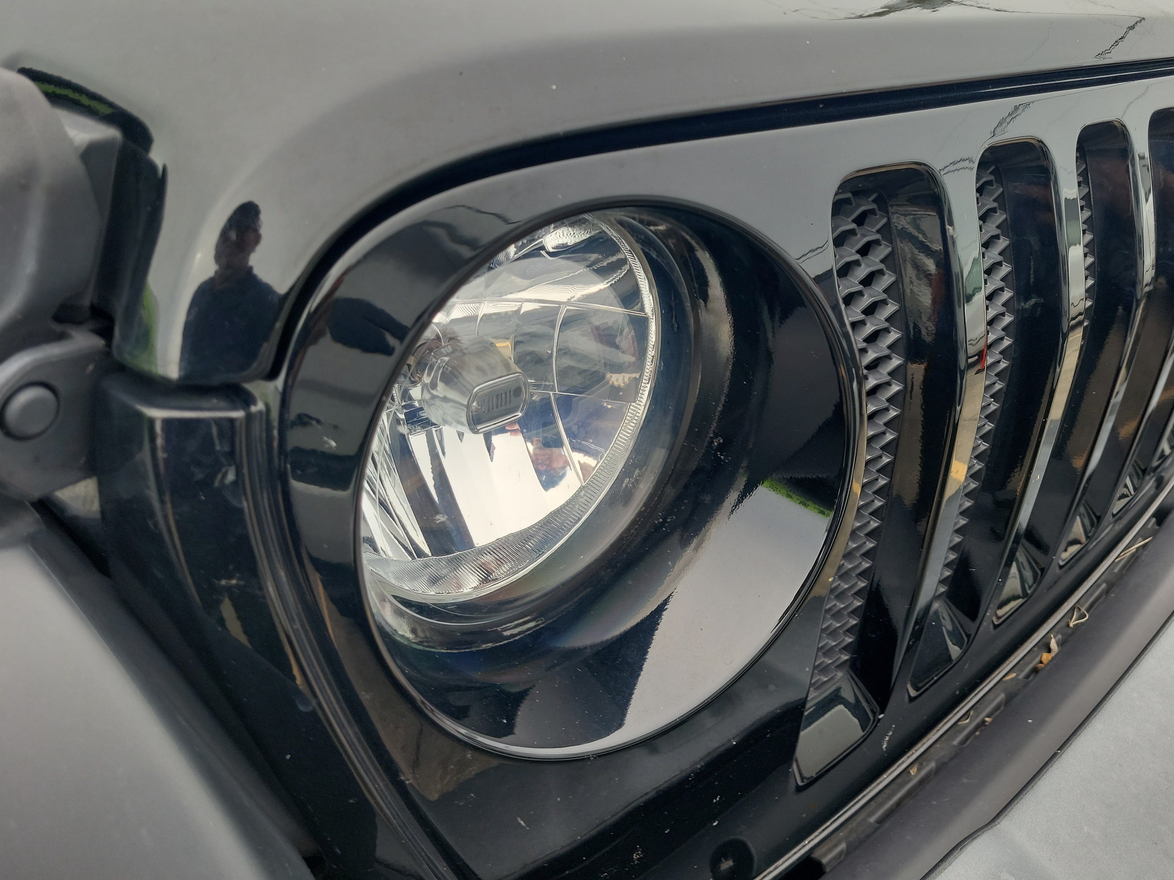 Used 2023 Jeep Wrangler Sport AWD/4WD image 4