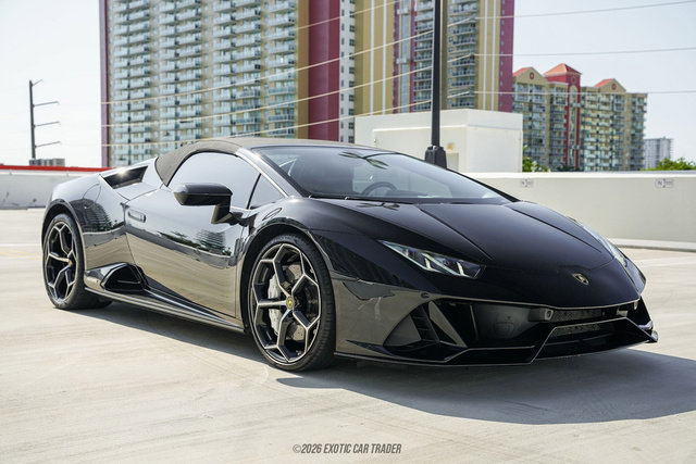 Used 2020 Lamborghini Huracan EVO AWD/4WD image 22