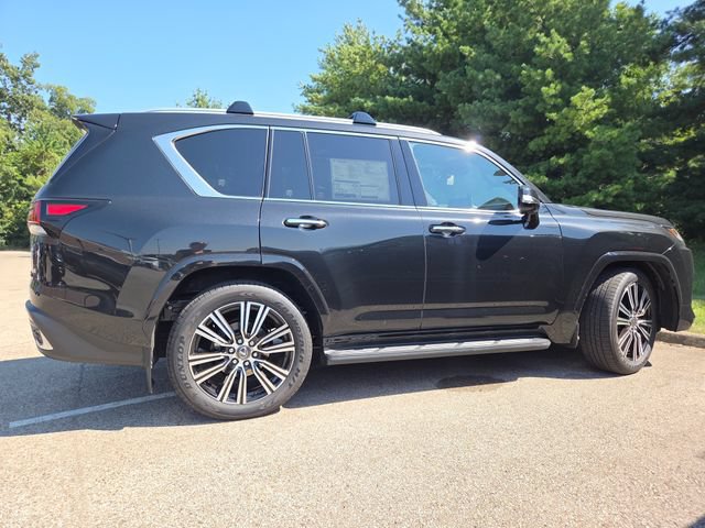 New 2026 Lexus LX 600 4WD w/ Luxury Package image 34