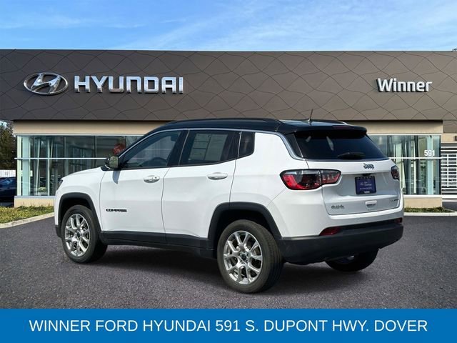 Used 2025 Jeep Compass Limited image 3