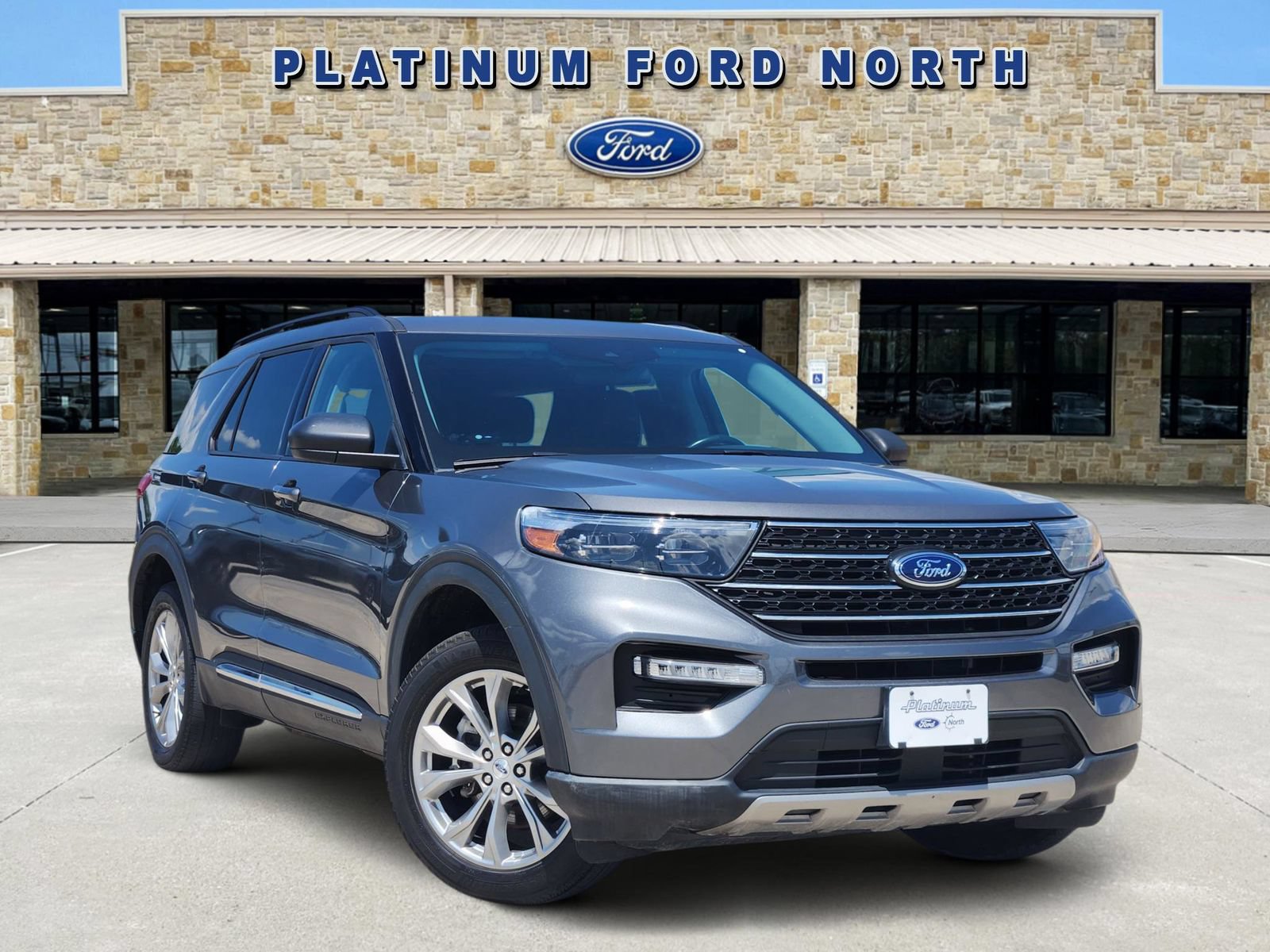 Used 2022 Ford Explorer XLT w/ Equipment Group 202A