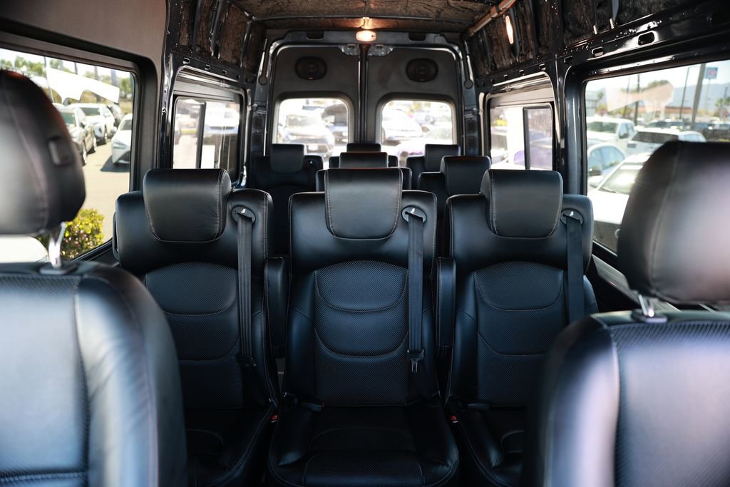 Used 2022 Mercedes-Benz Sprinter 144 Cargo image 32
