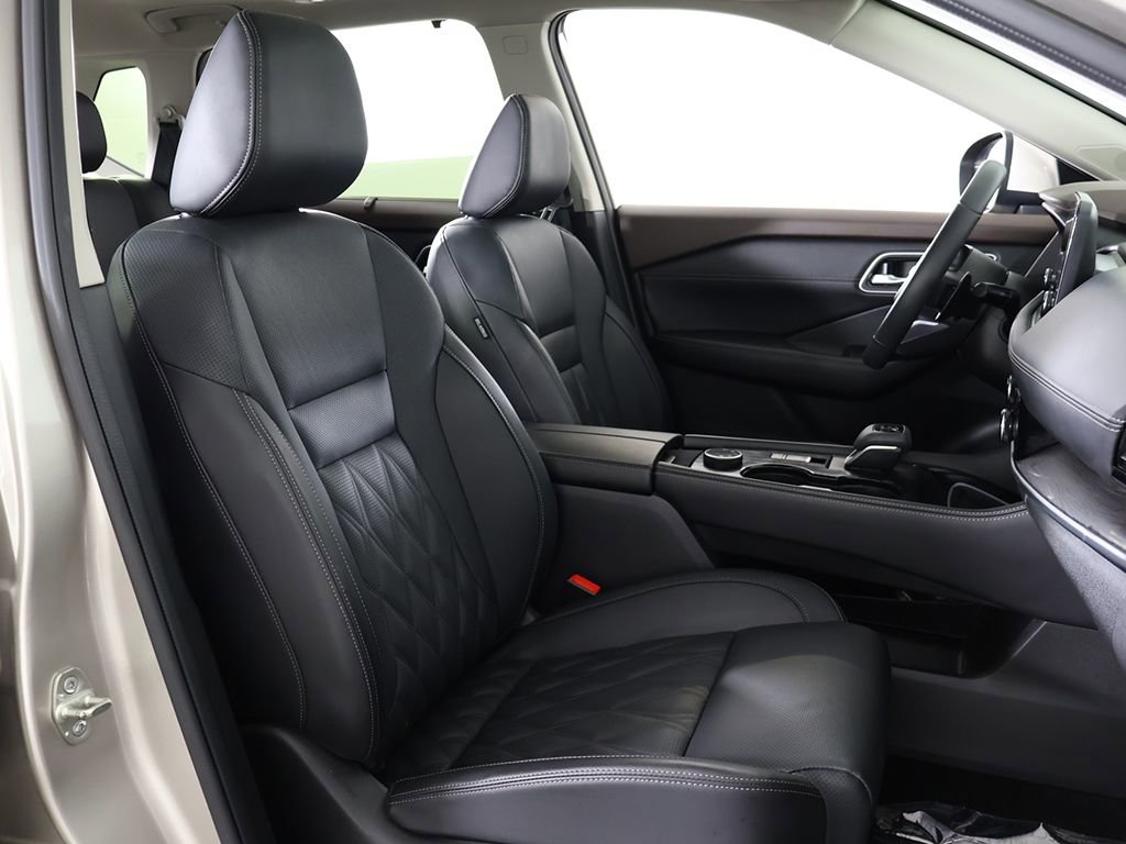 Used 2023 Nissan Rogue Platinum w/ Platinum Premium Package AWD/4WD image 33