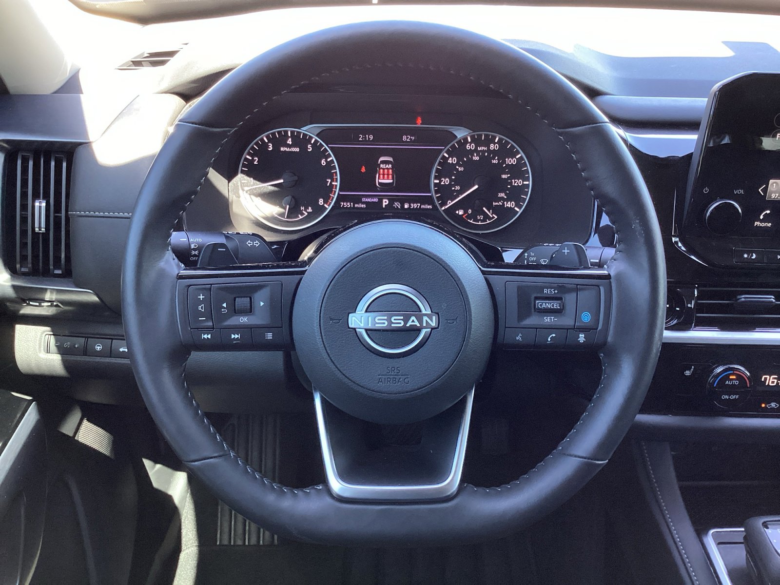 Used 2025 Nissan Pathfinder SL image 18