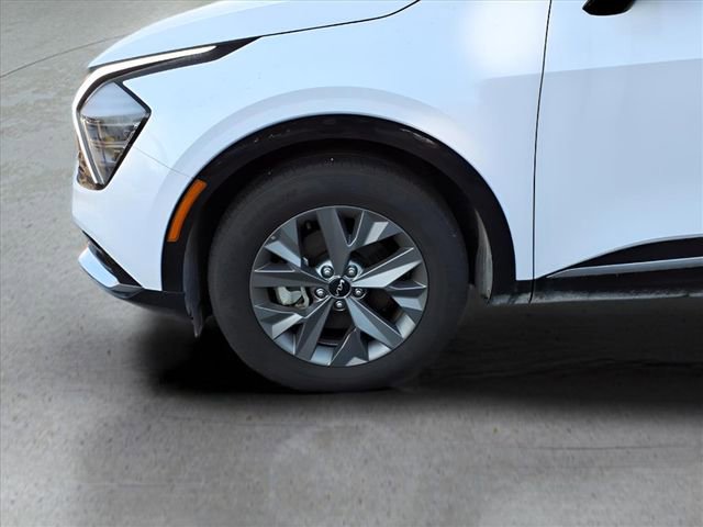 Used 2025 Kia Sportage SX image 10