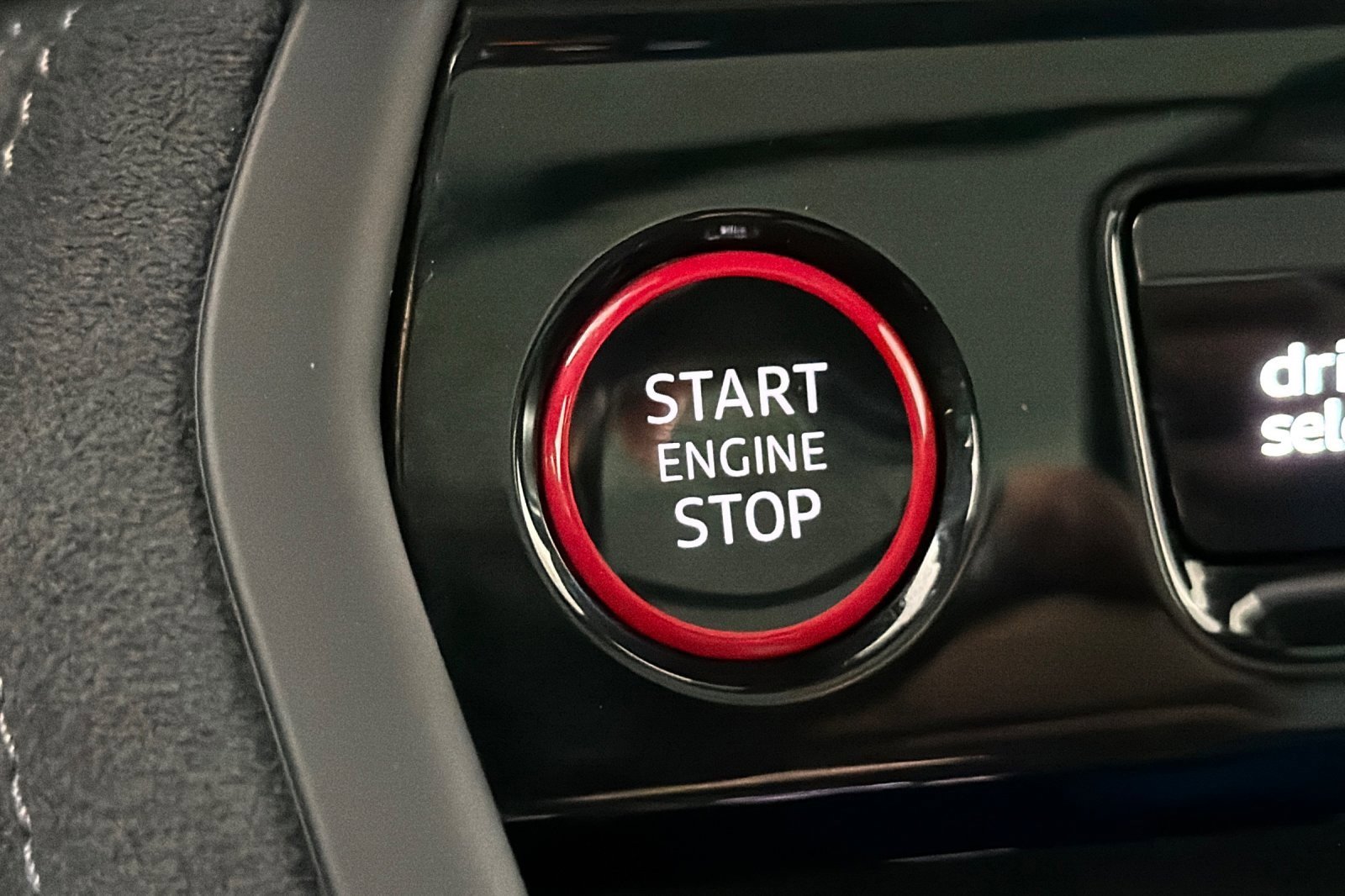 Used 2025 Audi SQ5 Premium Plus w/ Premium Plus Package image 22