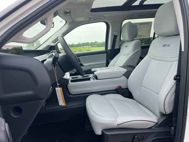 New 2026 Ford Expedition Max Platinum w/ Platinum Ultimate Package AWD/4WD image 4