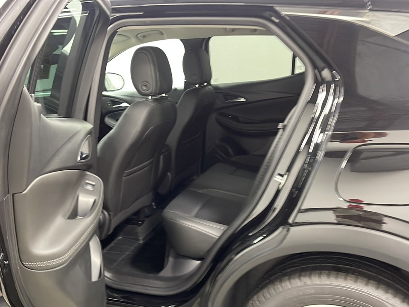 Used 2024 Buick Encore GX Preferred w/ Advanced Technology Package FWD image 15