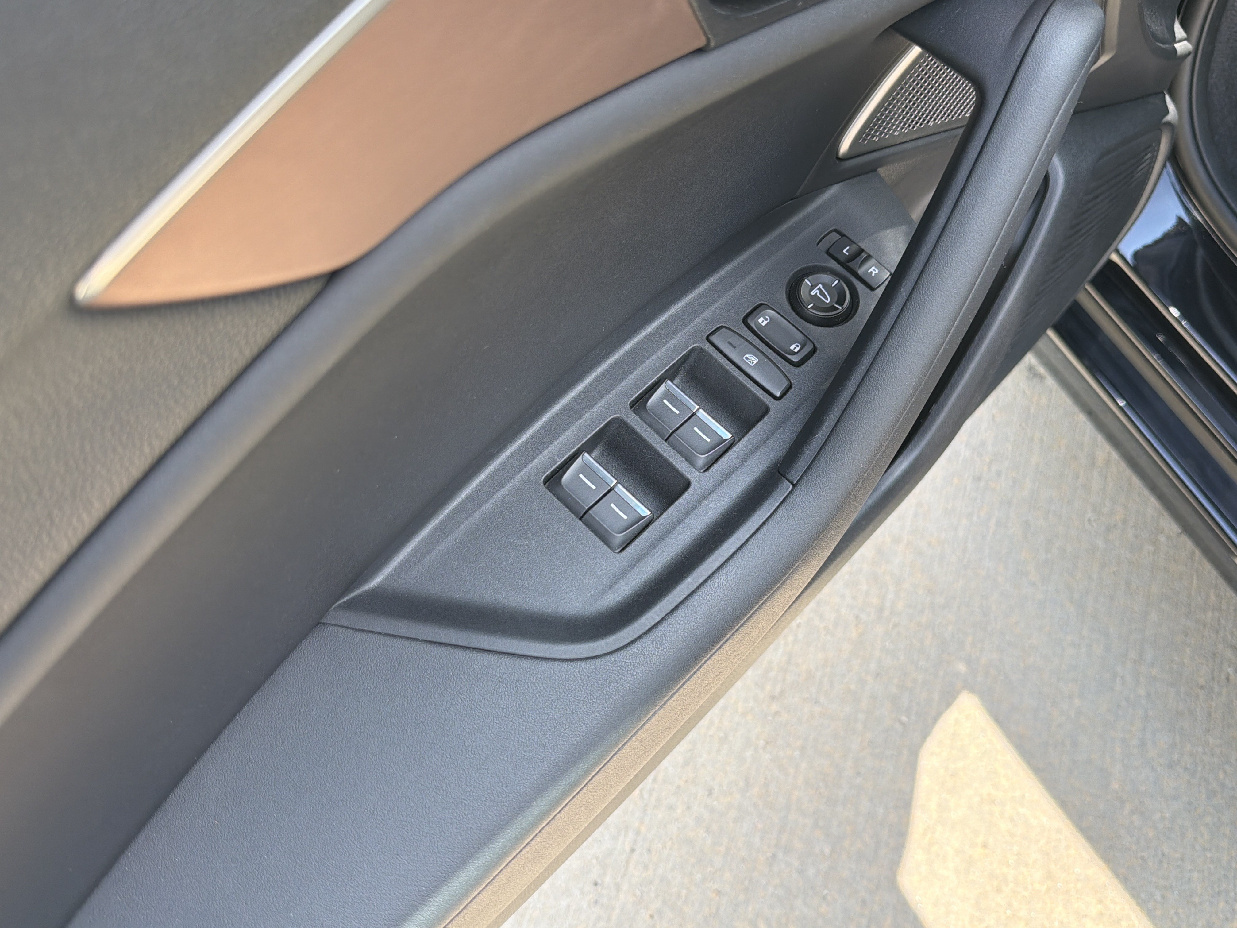 Used 2021 Acura TLX w/ Technology Package FWD image 7