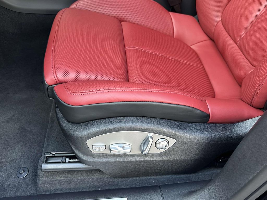 New 2026 Porsche Macan S image 6