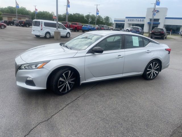 Used 2019 Nissan Altima 2.5 SR FWD image 4
