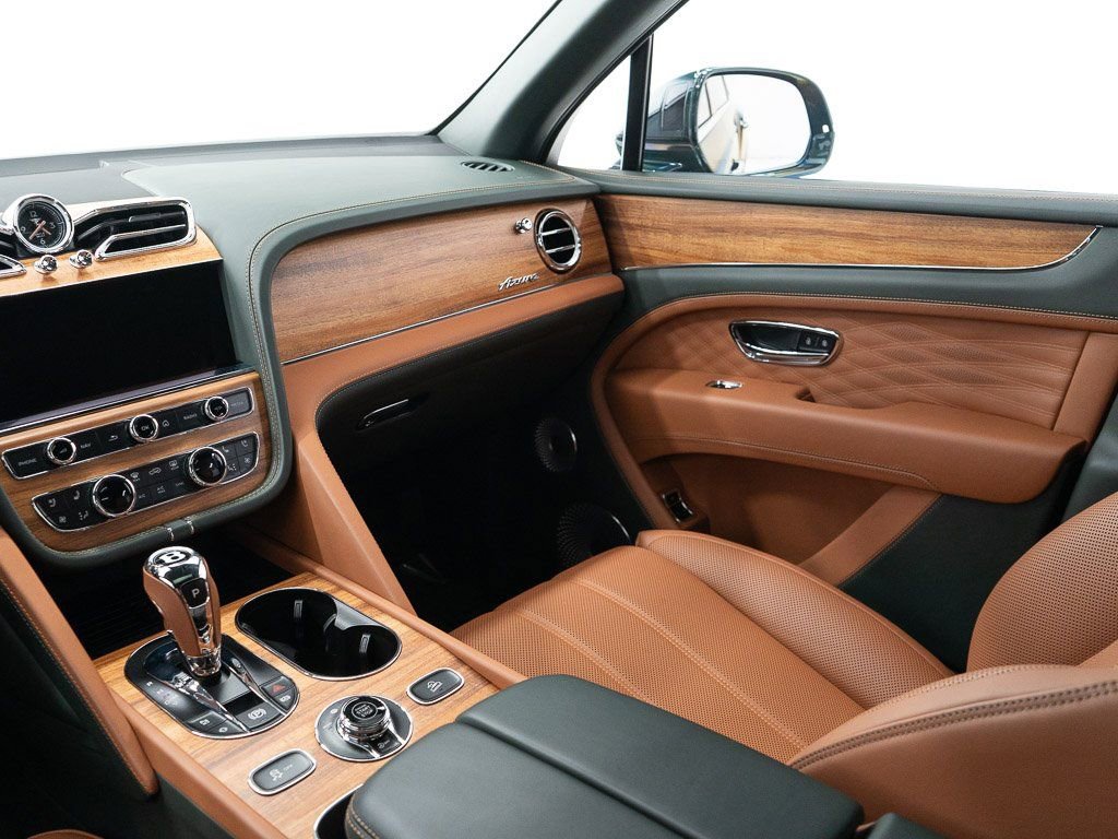 Certified 2025 Bentley Bentayga Extended Wheelbase image 30