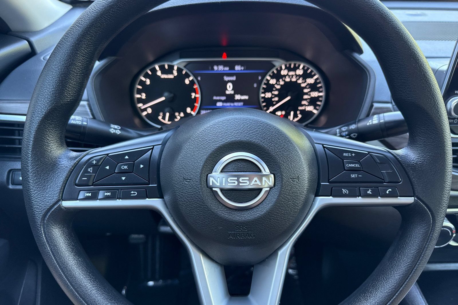 Used 2025 Nissan Altima 2.5 SV FWD image 23