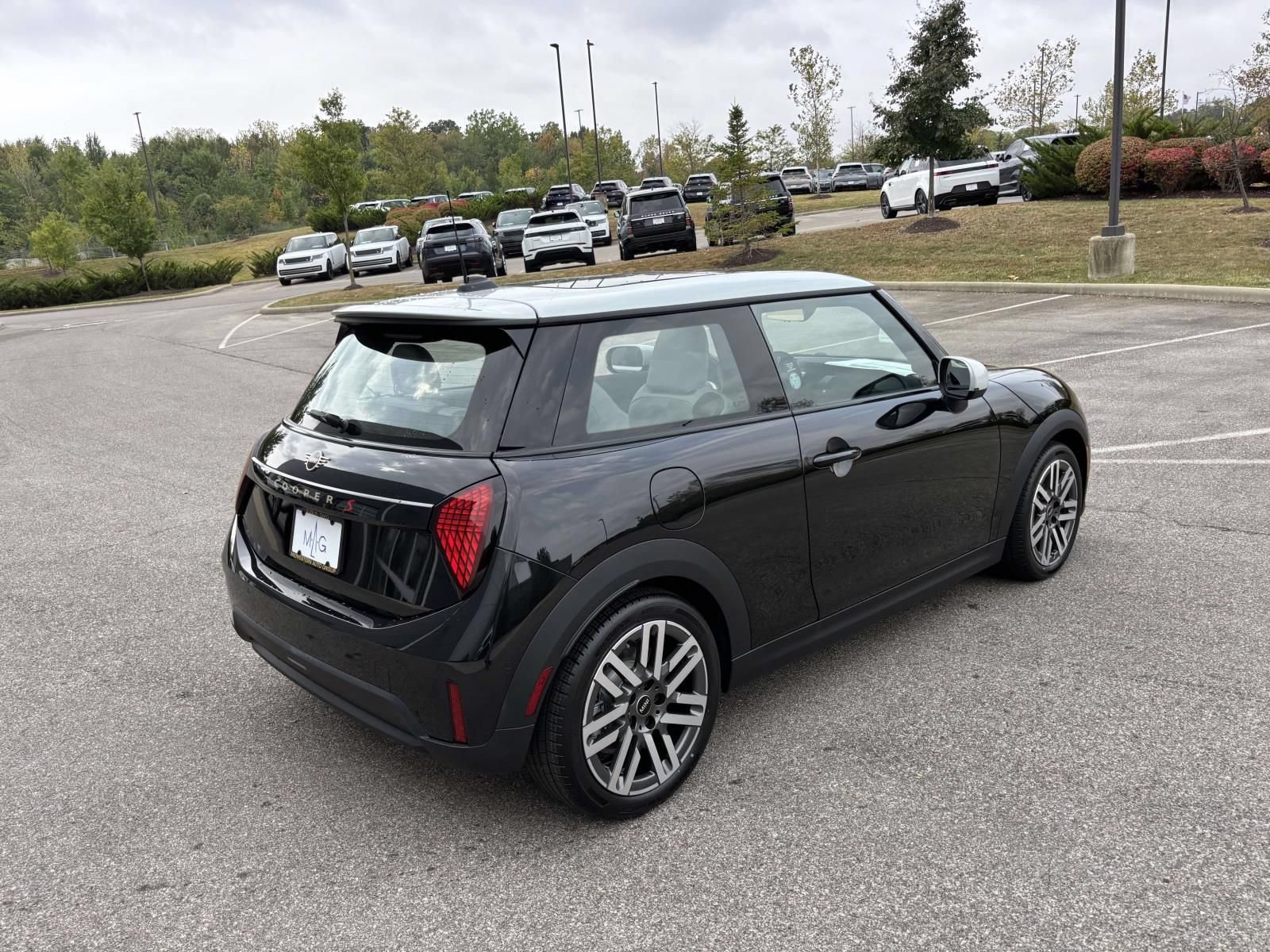 New 2026 MINI Cooper S FWD image 7