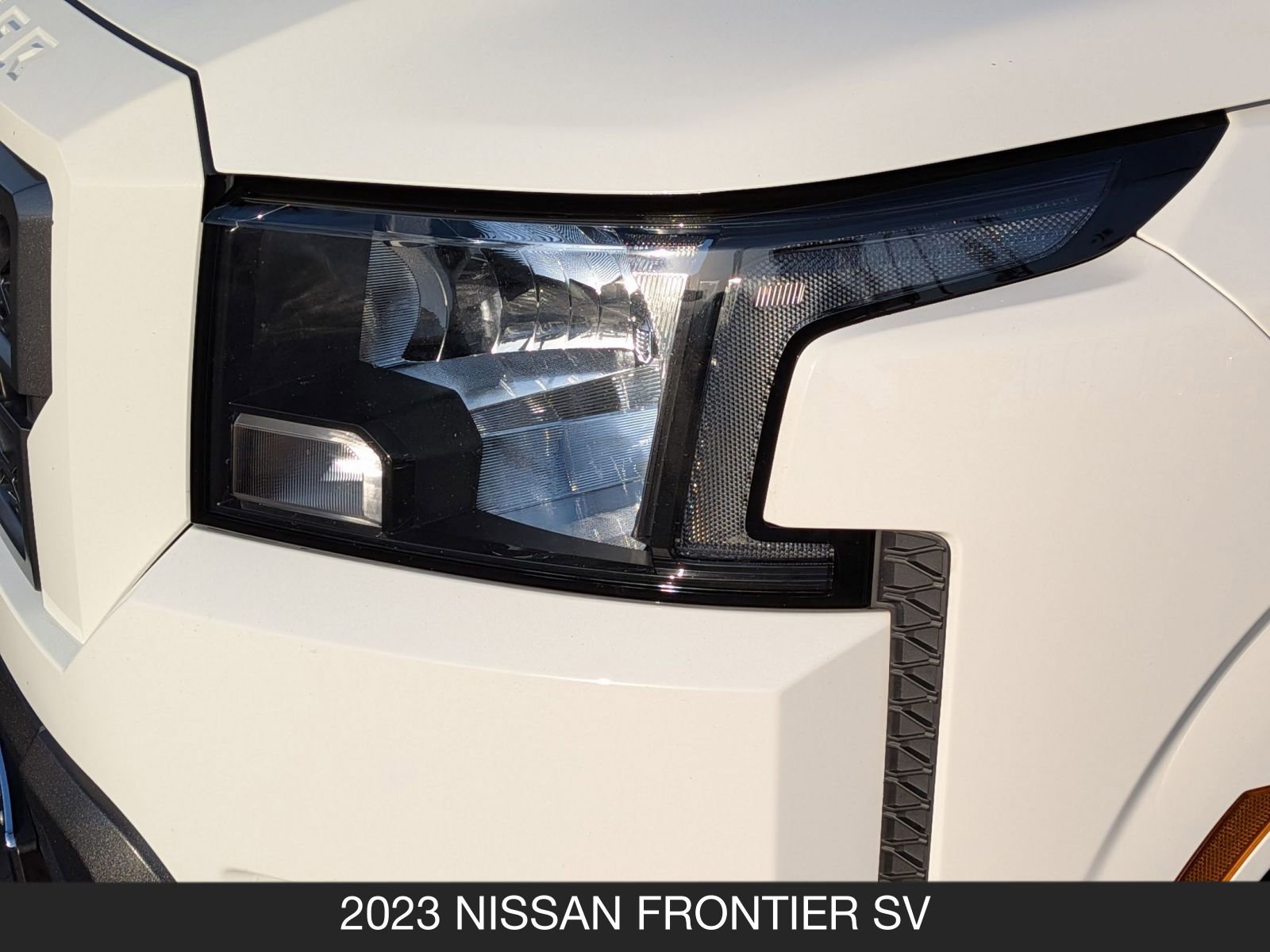 Certified 2023 Nissan Frontier SV w/ SV Convenience Package image 10