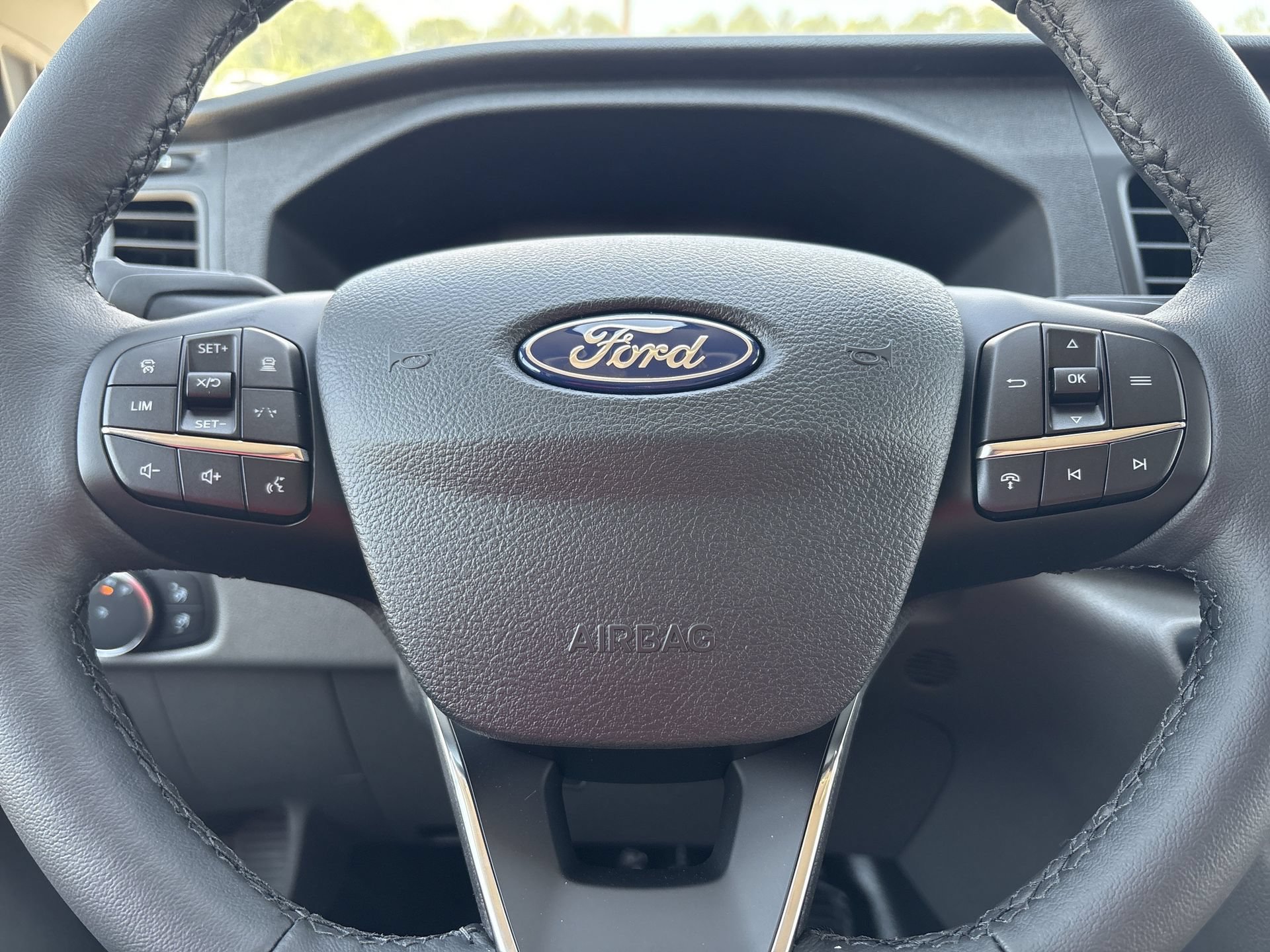 New 2026 Ford Transit 250 Low Roof RWD image 9