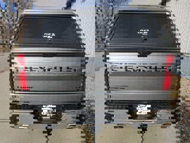 Used 2021 Chevrolet Silverado 1500 LTZ w/ LTZ Premium Package image 7