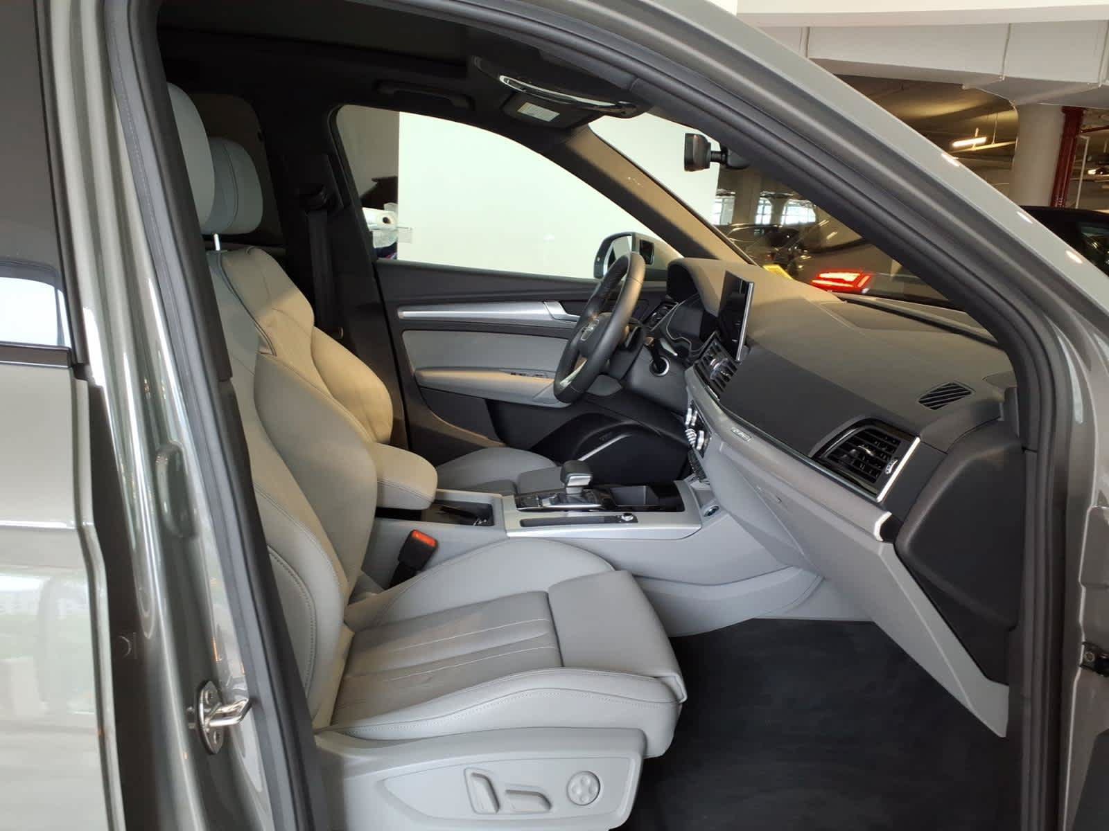 Certified 2025 Audi Q5 2.0T Premium AWD/4WD image 21