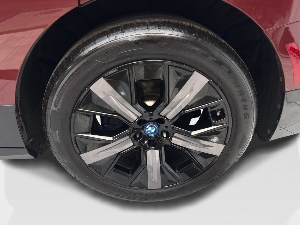 Used 2024 BMW iX xDrive50 w/ Premium Package AWD/4WD image 83